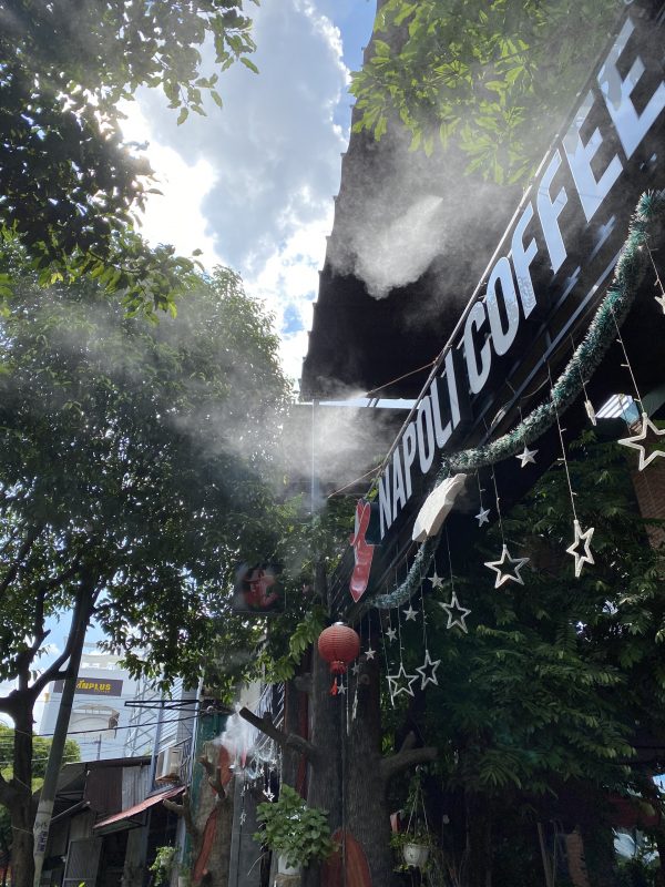 Hệ thống phun sương quán cafe