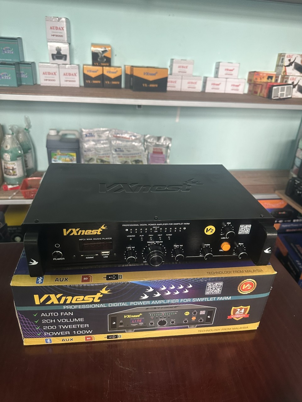Amply Vxnest V2 Cao Cấp ( 200 Loa Ru)