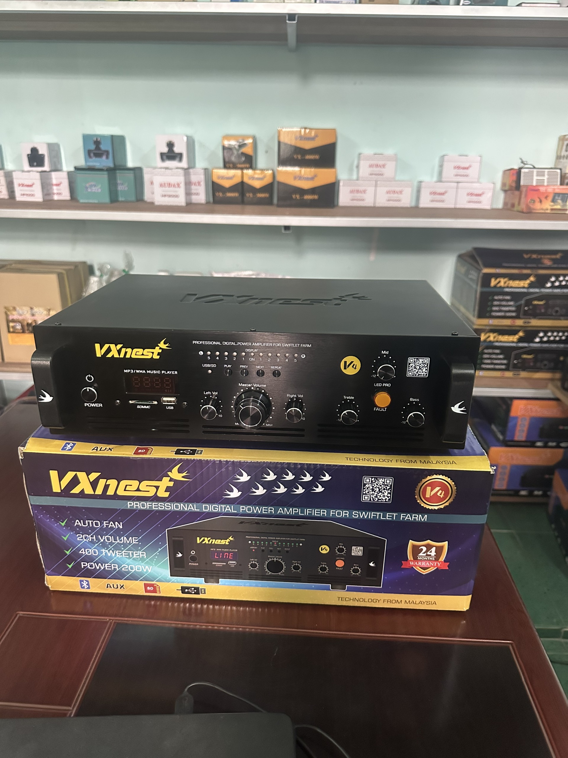 Amply Vxnest V4 Cao Cấp (400 Loa Ru)